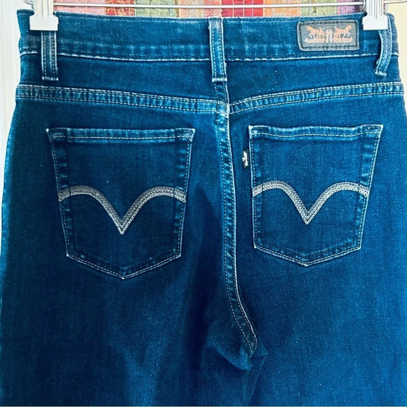 Levi’s Perfectly Slimming 512 Bootcut Black and Silver Tag size 8 - Picture 4 of 7